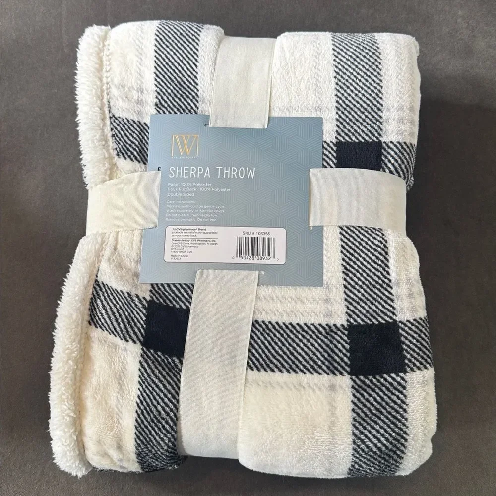 Wayland Square Sherpa Throw Blanket Black & White Plaid 50x60” NEW